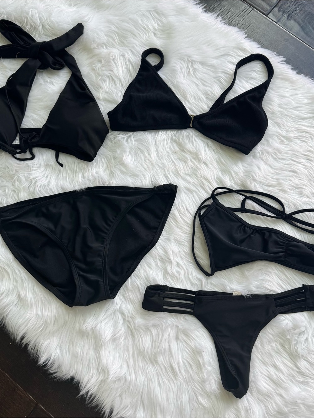 Bundle of  black bikinis